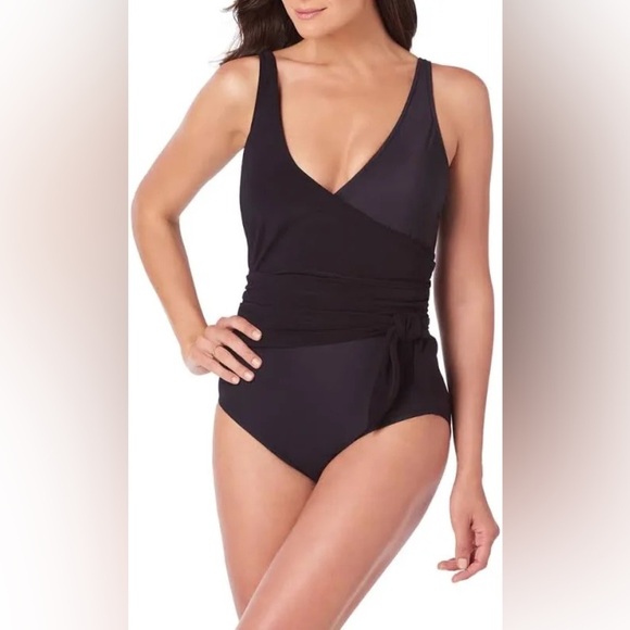 Magicsuit Misty black One-Piece Swimsuit Size 16- Black - Picture 1 of 5